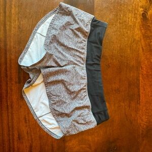 Lulu Lemon Speed up Women’s shorts